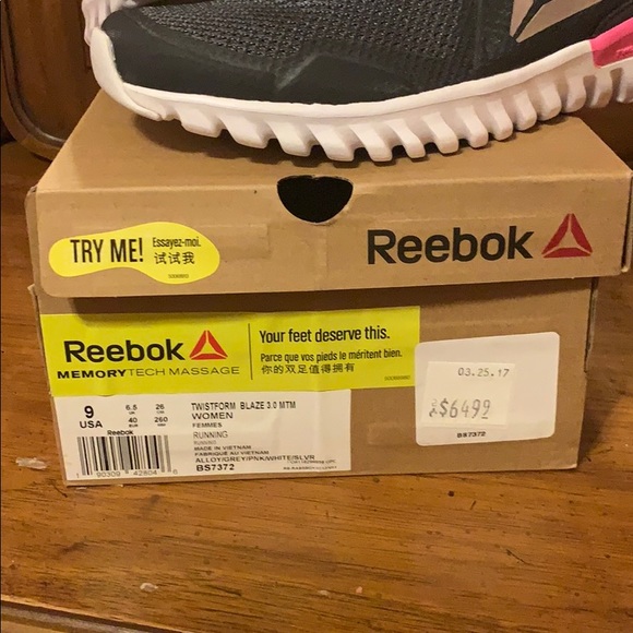Women’s Reebok TwistForm Blaze 3.0 - Picture 2 of 3
